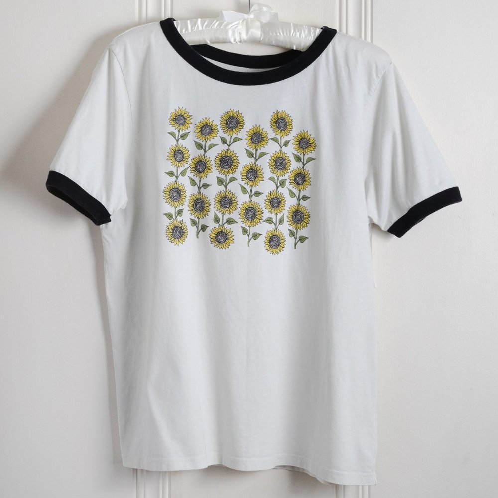 Sunflower print ringer tee